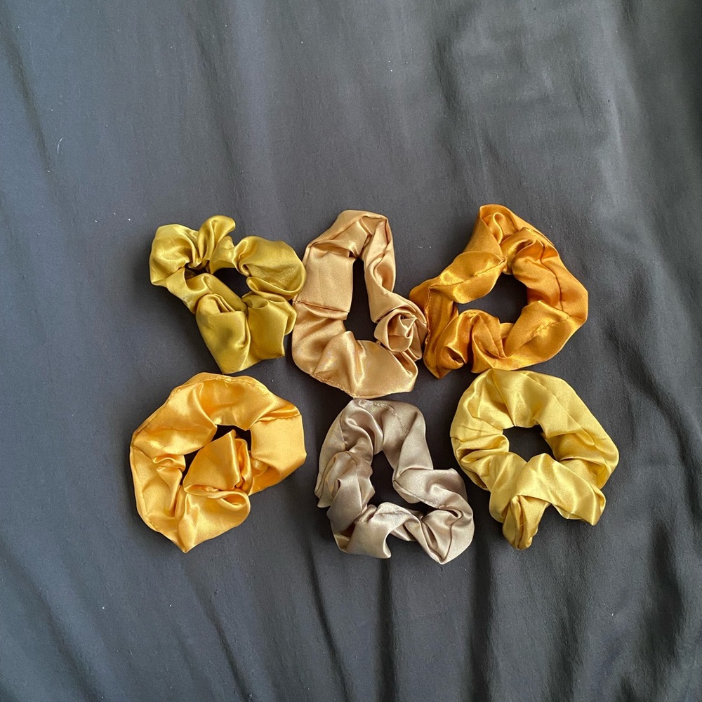 Satin Scrunchies!